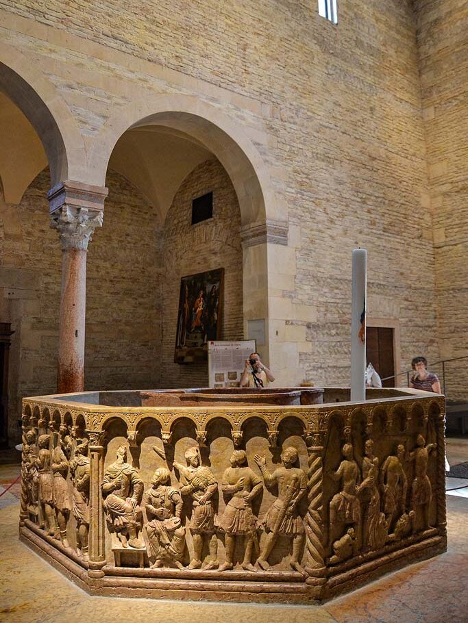 Duomo di Verona: battistero di San Giovanni in Fonte